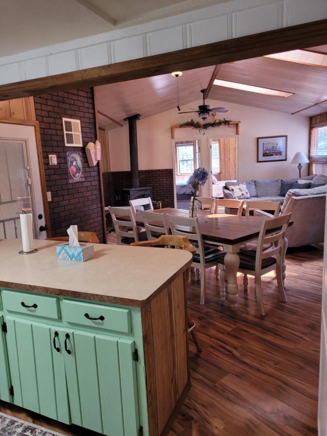 Greer Point Trails End Cabins Eksteriør billede